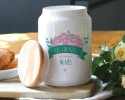 Pot à Biscuits Personnalisé - Maman Fleurie -Cadeaux Boutique 02219704f31edd7fcf67a4dcd3643880efc3522e1bb5d7db9194fdc291d935955