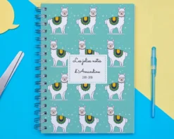 Cahier A4 Personnalisable - Lama -Cadeaux Boutique 033ff3164d1c03e4b545131d938834954f3b818e3fef182c21e886b4f76422655