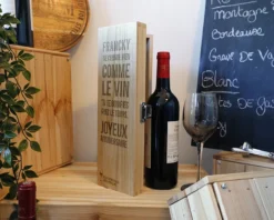 Caisse à Vin Anniversaire Citation Gravée 10 Caisse à Vin Anniversaire Citation Gravée -Cadeaux Boutique 0b67eb958bb8e2e698f48eed65d74cc73dcfd7802eb81cf1ae32ecb098a34095