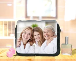 Trousse De Toilette Photo -Cadeaux Boutique 27534d070dc2711865509e2f99390a611149d68d15b3c76417dca6aab9da31919