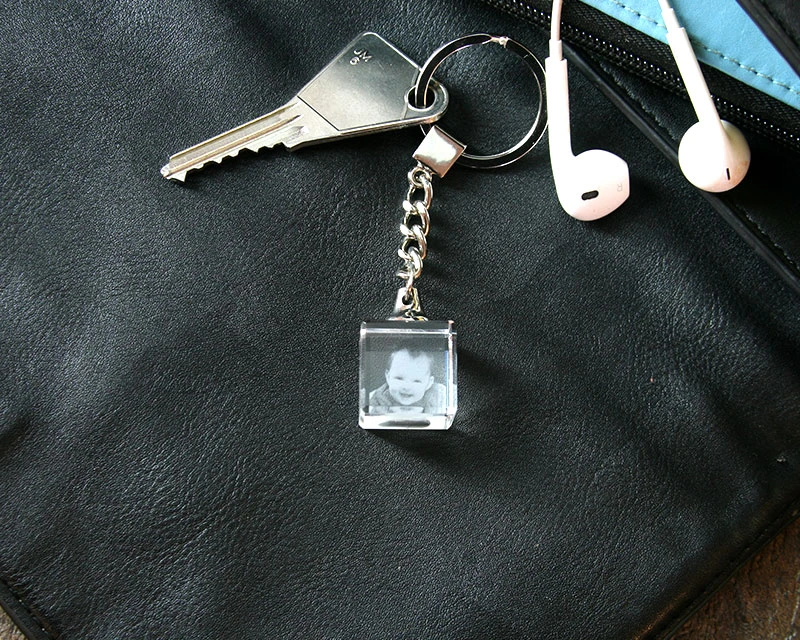 Porte-Clés En Verre Cube 2 Porte-Clés En Verre Cube – Image 2