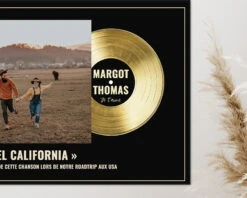 Disque D’or Personnalisé Avec Photo Dans Son Cadre En Bois -Cadeaux Boutique 43730195134b5c82eb59e1cb190a853b8250a175ea53b355536d342087fe37073