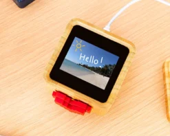 Lovebox - Boite à Messages D'amour Connectée Et Personnalisée -Cadeaux Boutique 598d05d85b82a4c85cdf169b1d9913abe7750e8fd6f73d6a5bd7ac7c5fe936004