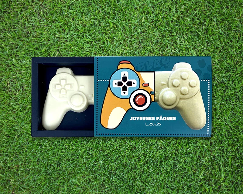Manette De Jeu En Chocolat Blanc Personnalisée 3 Manette De Jeu En Chocolat Blanc Personnalisée – Image 3