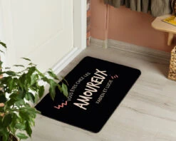 Paillasson Personnalisé - Ici Vivent Des ... -Cadeaux Boutique 65590f4bf36bf4325ba0d7f2e50be5bc112f1d3def444f364ab01e8e800639489