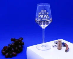 Verre à Vin Personnalisé - Meilleur Papa -Cadeaux Boutique 717d499c602555b184700dc4b2e02bb9cc922d0fd0ff216e97a0ca7089185137