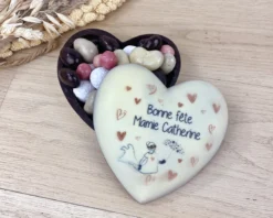 Coeur Tout Chocolat Personnalisé - Bonne Fête Mamie -Cadeaux Boutique 72c81579a6540e379ab17708ddf1d022ef4a5cfb38fe971bf043060aef7c37561