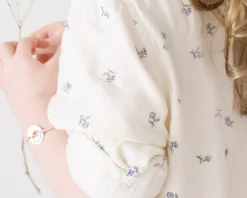 Bracelet Médaille Baptême Personnalisé - Colombe -Cadeaux Boutique 77b49f07e80d71e4830bd5374ce7e1aee37b56eceee0829bc438c975094239463