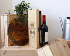 Caisse à Vin Gravée - Papa Royal -Cadeaux Boutique 7aa318cca8dbf14c609544b913bd16edef59a3509c2f15d51fcd0a86957c608