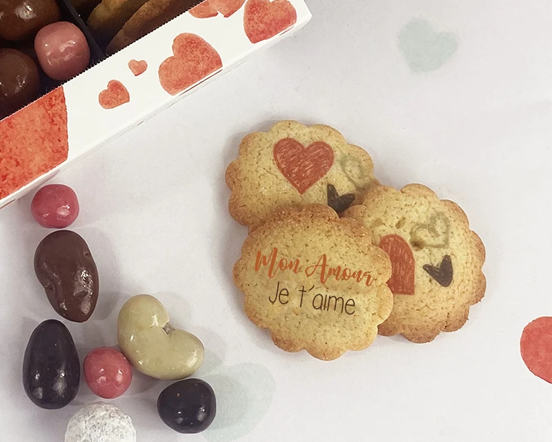 Coffret Gourmand Biscuits Et Chocolats Personnalisables - Amour 1 Coffret Gourmand Biscuits Et Chocolats Personnalisables - Amour