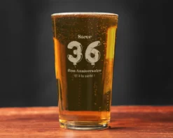 Verre à Bière Personnalisé - Ballons D'anniversaire -Cadeaux Boutique 7bfc20ffbe83730f9cab50ce2eec35ff99dbe672628969f7ae49f49620f428219