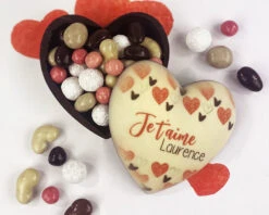 Coeur Tout Chocolat Personnalisé - Amour -Cadeaux Boutique 7f97767d324fefef83ee074161719a658fdc21d3a3da8c07c7bededbe73737431
