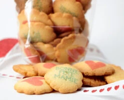 Biscuits Fête Des Grands-Mères -Cadeaux Boutique 81b60b5f2a1309cc5ece35178656d9336a4558dda3d974ed4cbeb26210b230207