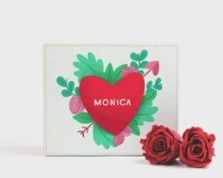 Boîte à Bijoux Crème Personnalisable Et Ses Roses Rouges Éternelles