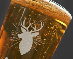 Verre à Bière Personnalisé - Cerf -Cadeaux Boutique 9dcd8b4311004f8b91f16bc18309ccc751bdaab385470fd87abcd3cb55382762