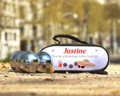 Sacoche De Pétanque Personnalisable Avec Option Triplette De Boules De Pétanque - Entre Copines -Cadeaux Boutique 9eab99c6497db3189ab16d15e2e03f0eb79cb1b1bdf9232f43dac6d0b8a64828