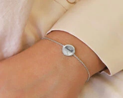 Bracelet Brossé Personnalisé - Argent Ou Plaqué Or -Cadeaux Boutique ba1c736e44637e67116c01bcbf6fe4cd880af9461126f38c3ca8675ce77335969