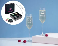 Pack Soirée Coquine : Lot De 2 Flûtes à Champagne Personnalisables + Poker Kamasutra -Cadeaux Boutique d01030e8f768a61711d88f5bb4d436b0f1262ac9f642290cfca0756c8ce72231