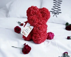 Ours En Roses Rouges Et Carte Personnalisable -Cadeaux Boutique d822e704dbf7477be0daae05c9a6b255a05cf0032bab4ba9bb85881a5f523962