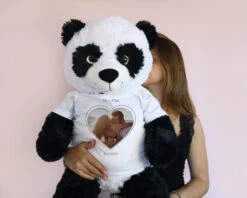 Panda Géant Personnalisable - Coeur Photo -Cadeaux Boutique e53e0cf7bc9ba69d3394c85ce6dea203322ab525acfb0043462ecca6d55337362