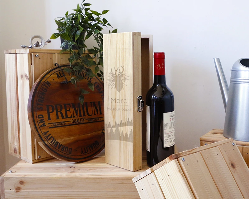 Caisse à Vin Personnalisable - Cerf 1 Caisse à Vin Personnalisable - Cerf