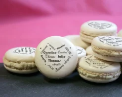 Macarons Coeur Famille 7 Macarons Coeur Famille -Cadeaux Boutique e7f662c41a986e5e57db80a452d38fd828bbd9bd5733ae61c4120cc7916431044