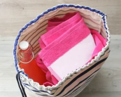 Sac à Dos Marinière Personnalisée -Cadeaux Boutique ec2d4152a912f2f5452d5561b44d689f135b5a73665876faf2225b91ccea3423