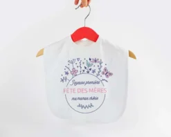 Bavoir Bébé Personnalisable - Collection Première Fête Des Mères -Cadeaux Boutique fc03a219d96556c12bda141ff7ab3a9e4736be278f7d98ed10b3c181c92c21084